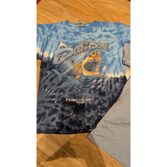 Lot of 2 Boys Youth Large 14-16 Shirts Gildan Shark Tie Dye & LG3ND Performance - Picture 6 of 11